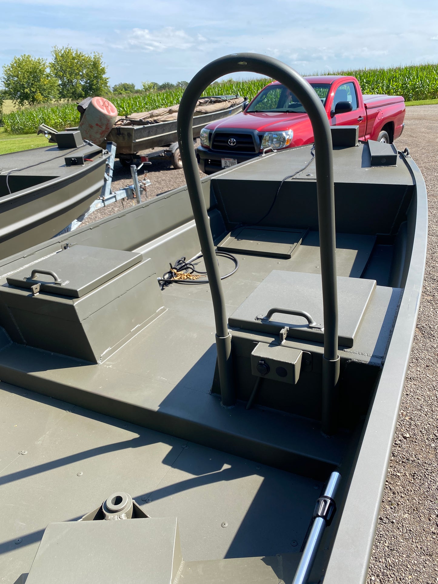WI GO-DEVIL | 16x48 Surface Drive Boat Split Seat Layout