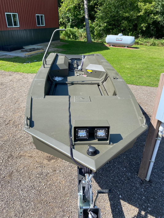 WI GO-DEVIL | 16x44 Duck Hunting Boat Split Seat Layout