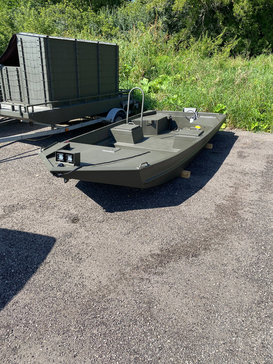 WI GO-DEVIL | 16x60 Surface Drive Boat Split Seat Layout