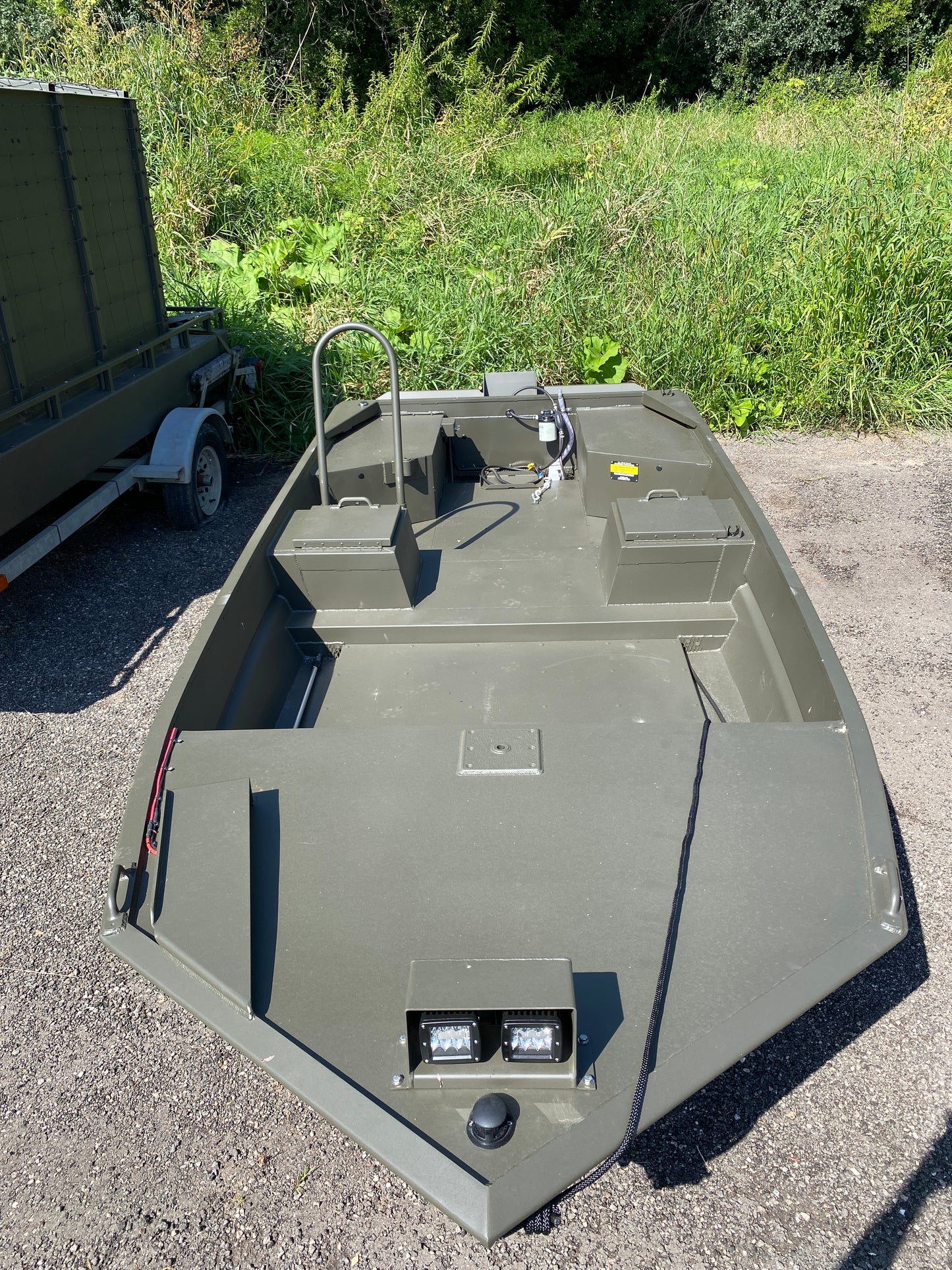 WI GO-DEVIL | 16x60 Surface Drive Boat Split Seat Layout