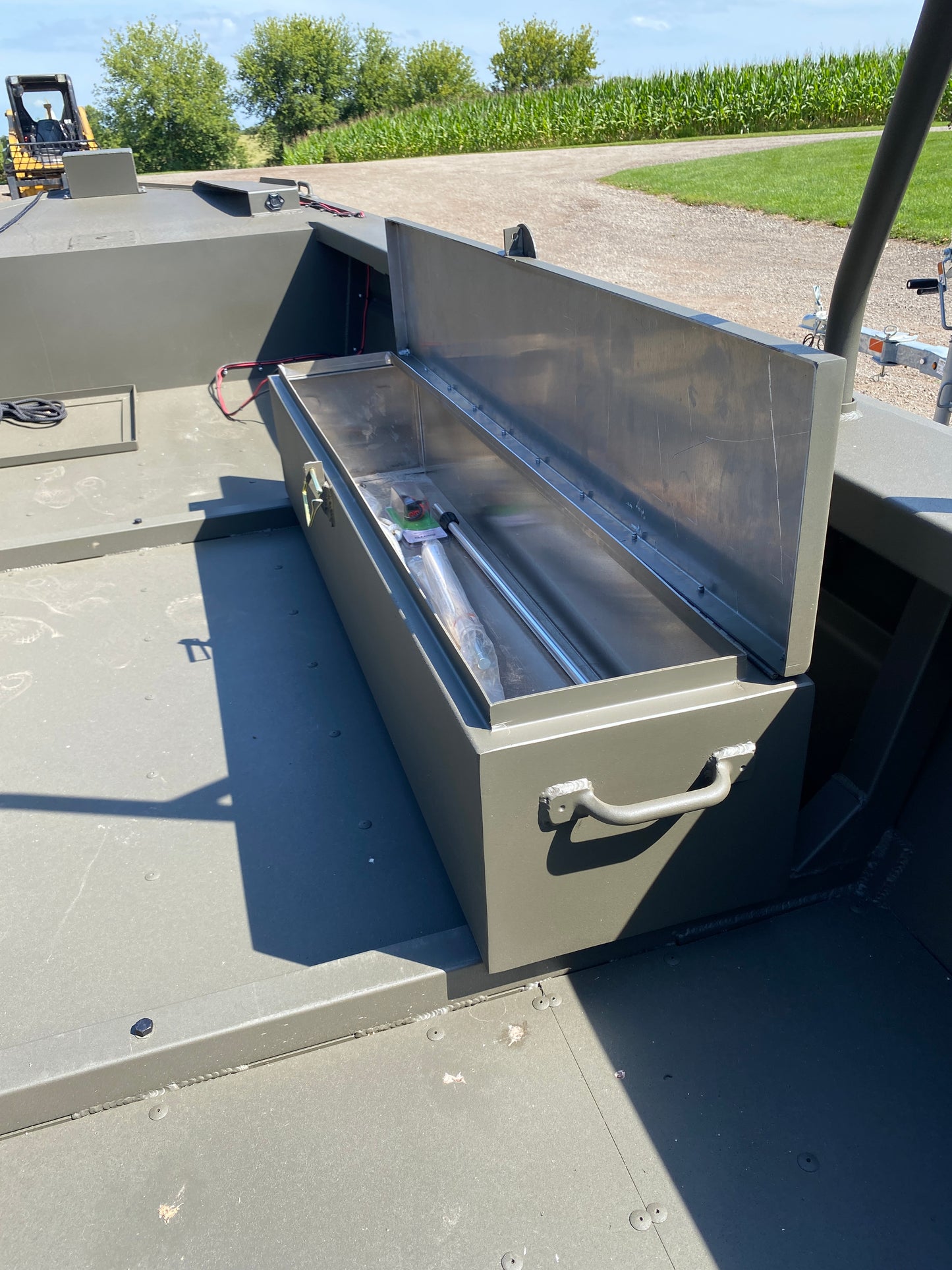 WI GO-DEVIL | 18x54 Surface Drive Boat Open Floor Layout