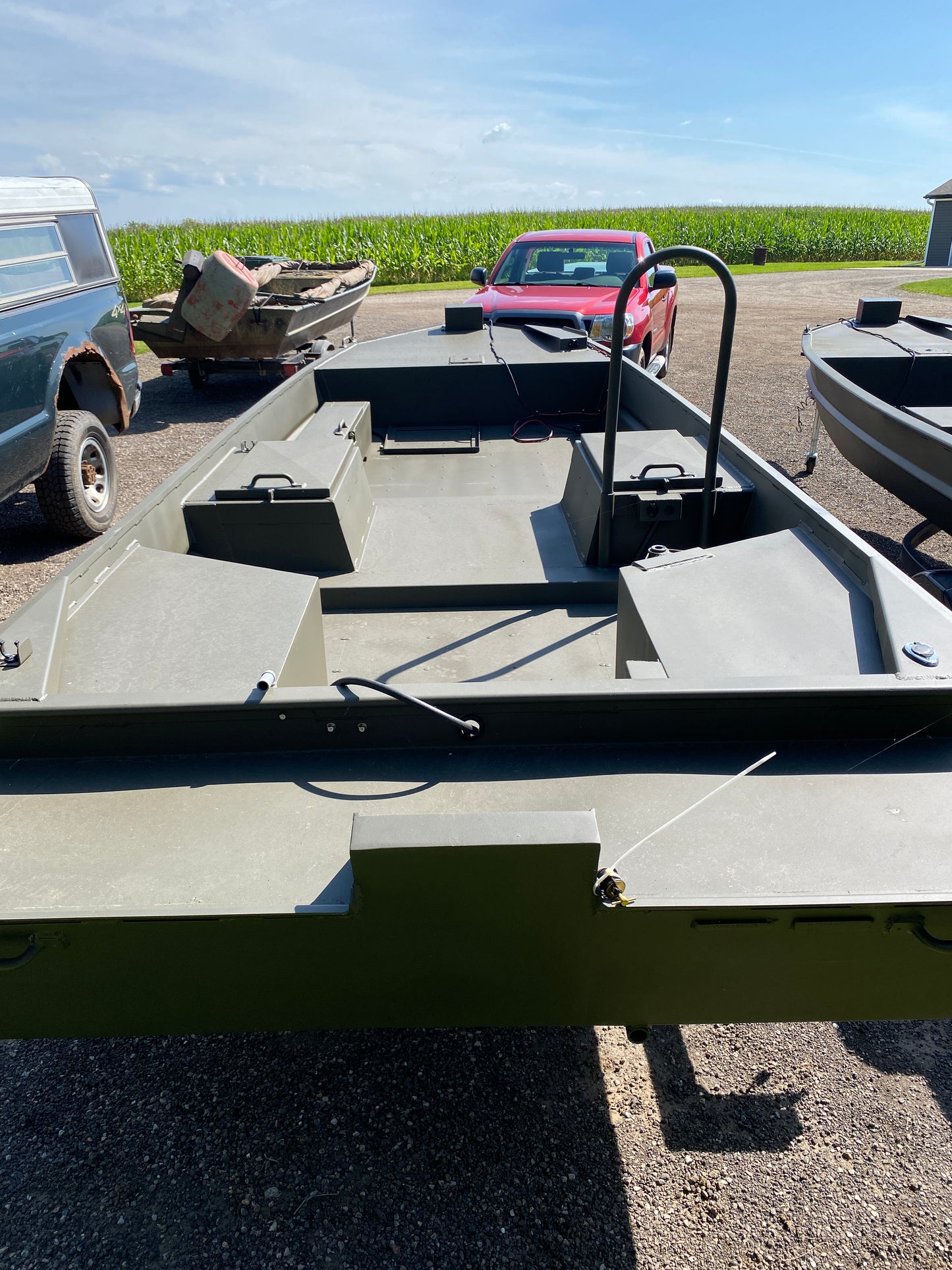 WI GO-DEVIL | 18x60 Surface Drive Boat Split Seat Layout