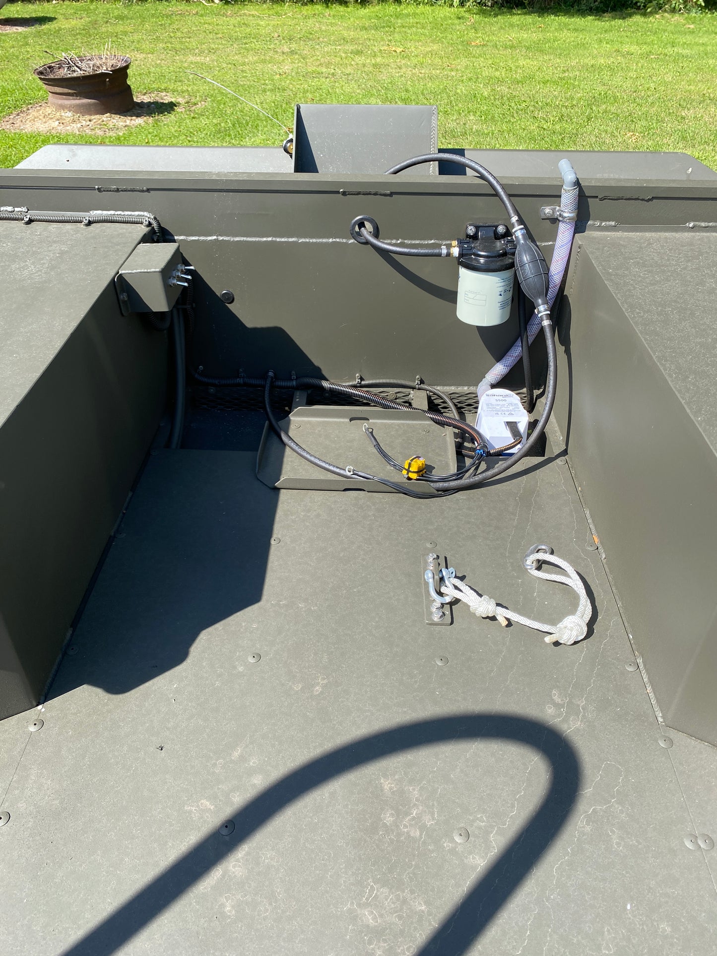 WI GO-DEVIL | 18x60 Surface Drive Boat Split Seat Layout