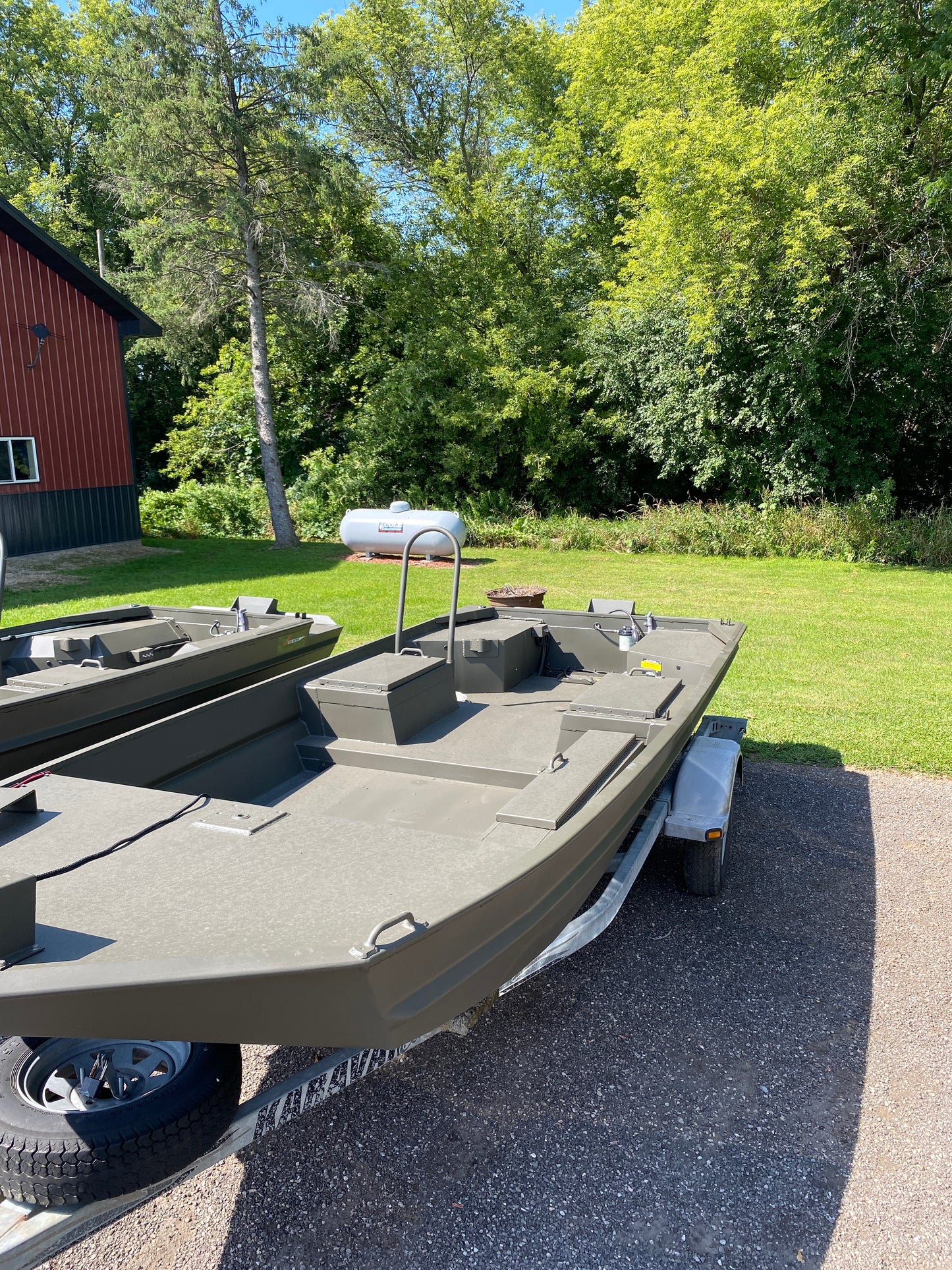 WI GO-DEVIL | 18x60 Surface Drive Boat Split Seat Layout