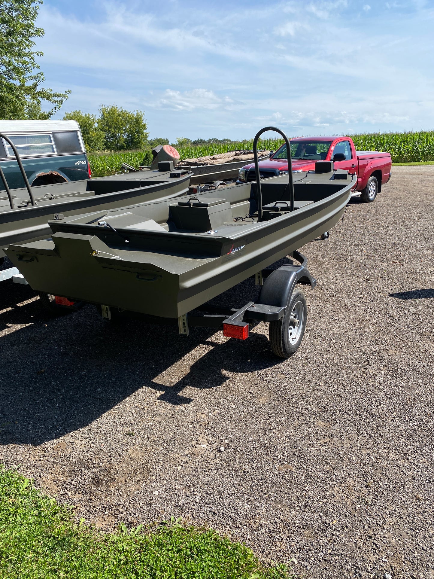 WI GO-DEVIL | 16x48 Surface Drive Boat Split Seat Layout