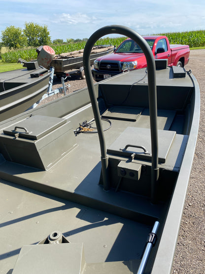 WI GO-DEVIL | 16x48 Surface Drive Boat Split Seat Layout