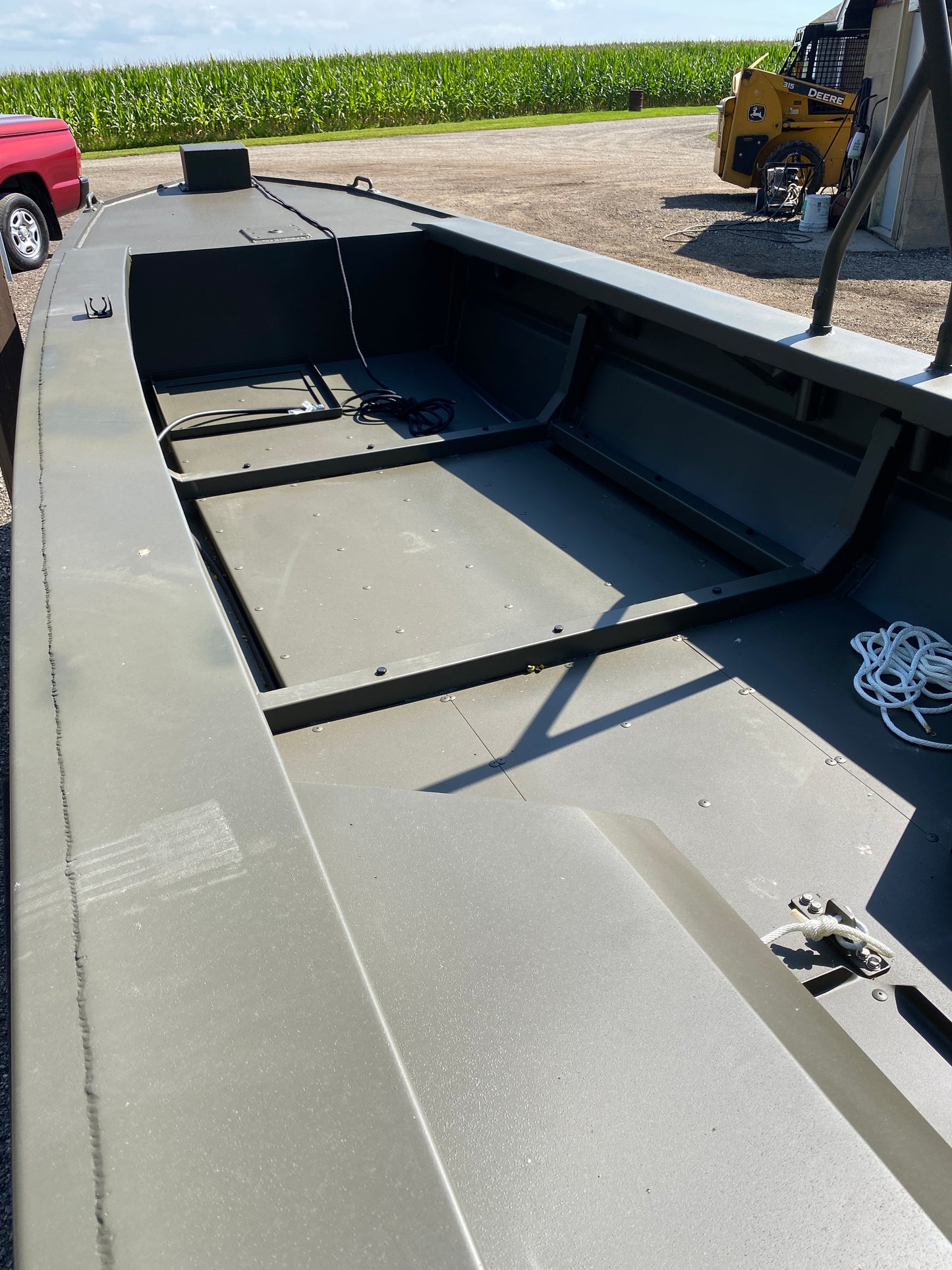 WI GO-DEVIL | 16x44 Duck Hunting Boat Split Seat Layout